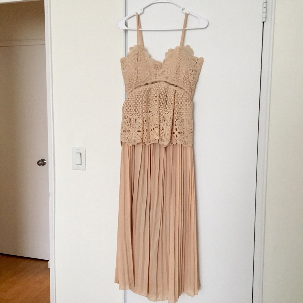Self portrait style peplum pleated cream dress - Picture 2 of 8